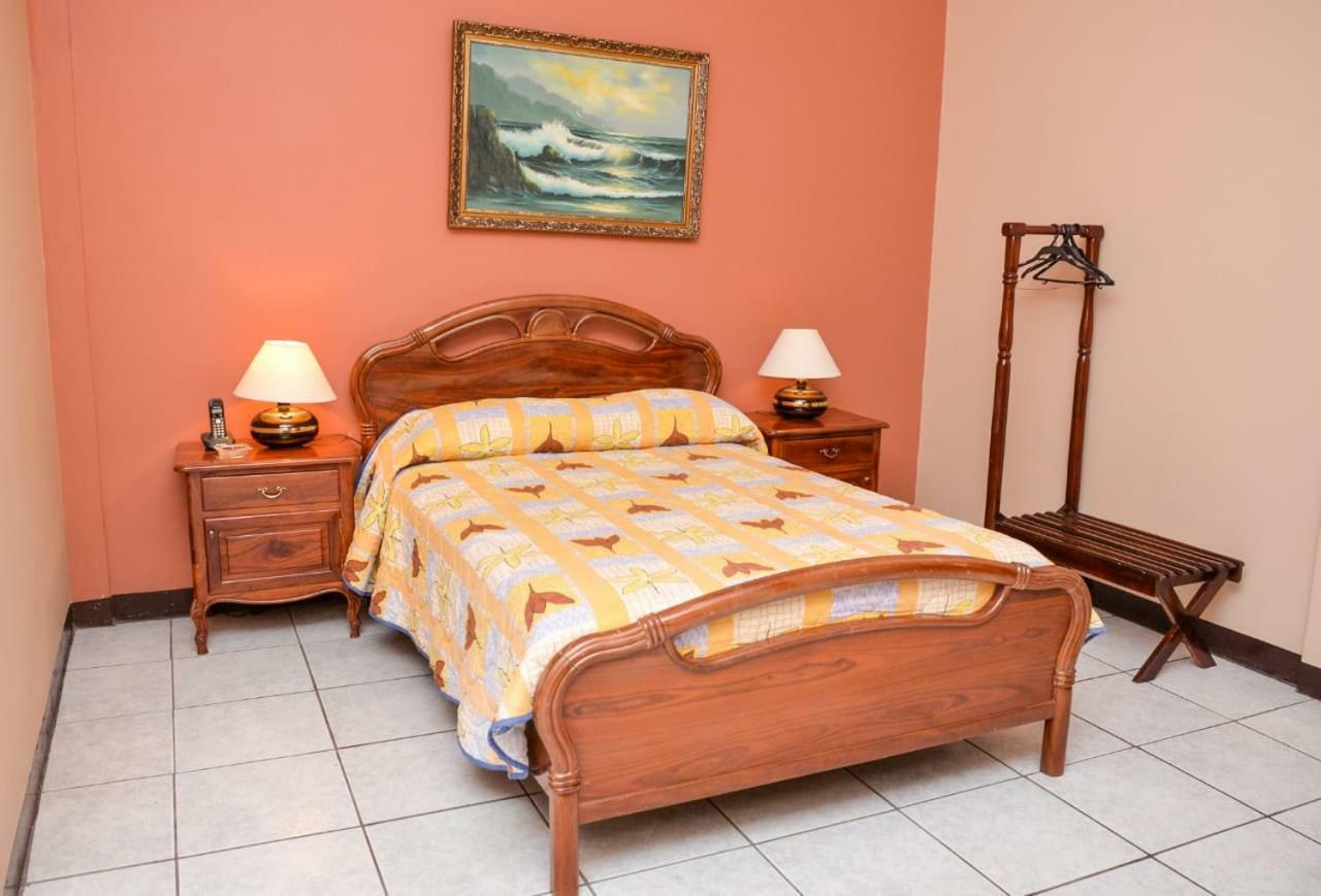 Hotel Olimpico En Quevedo Esterno foto