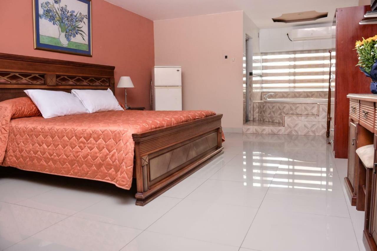 Hotel Olimpico En Quevedo Esterno foto